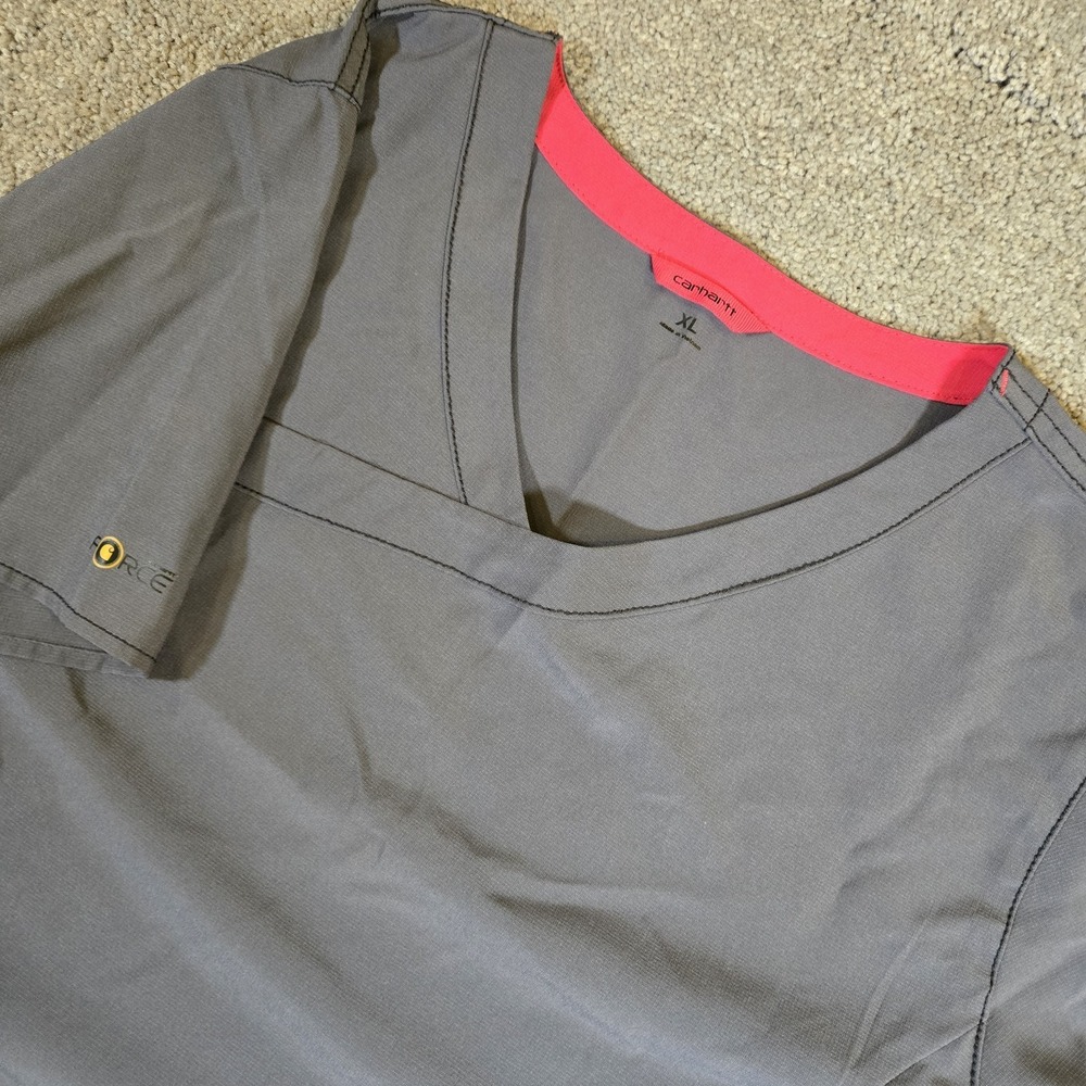Carhartt Force Gray Scrub Top Size XL Short Sleeve V Neck Pockets
